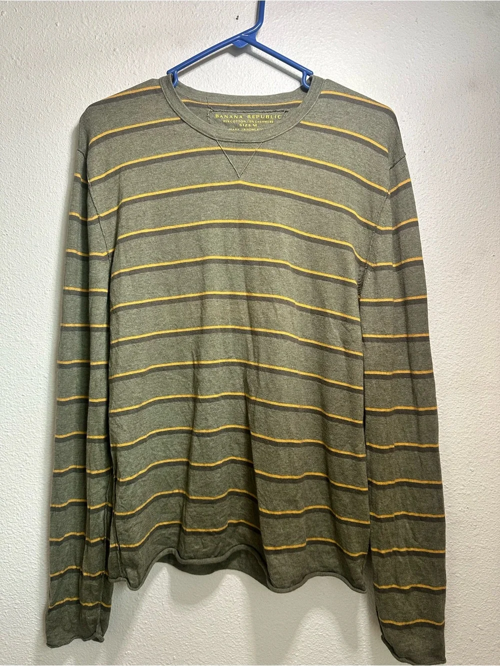 Vintage Banana Republic Men’s Olive Green Long-Sleeve Stripe Crewneck Size M